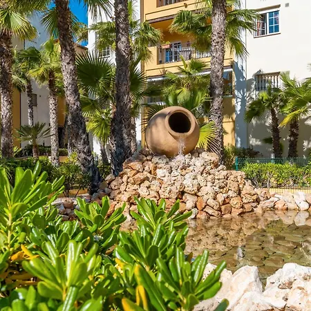 Your Place- Aldea Del Mar Торевьиа